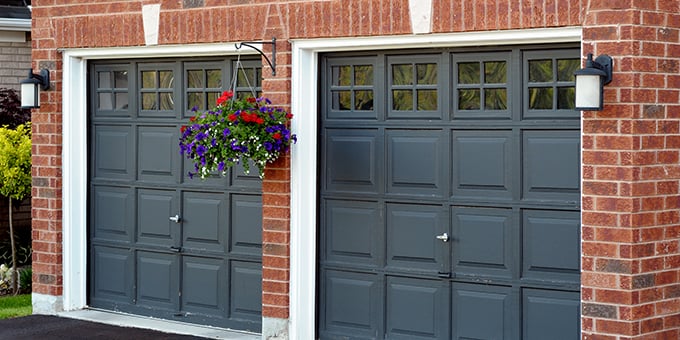 Refresh Your Garage Door This Spring